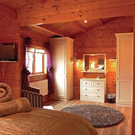 Mill Meadow Lodges Llanbister Eksteriør billede