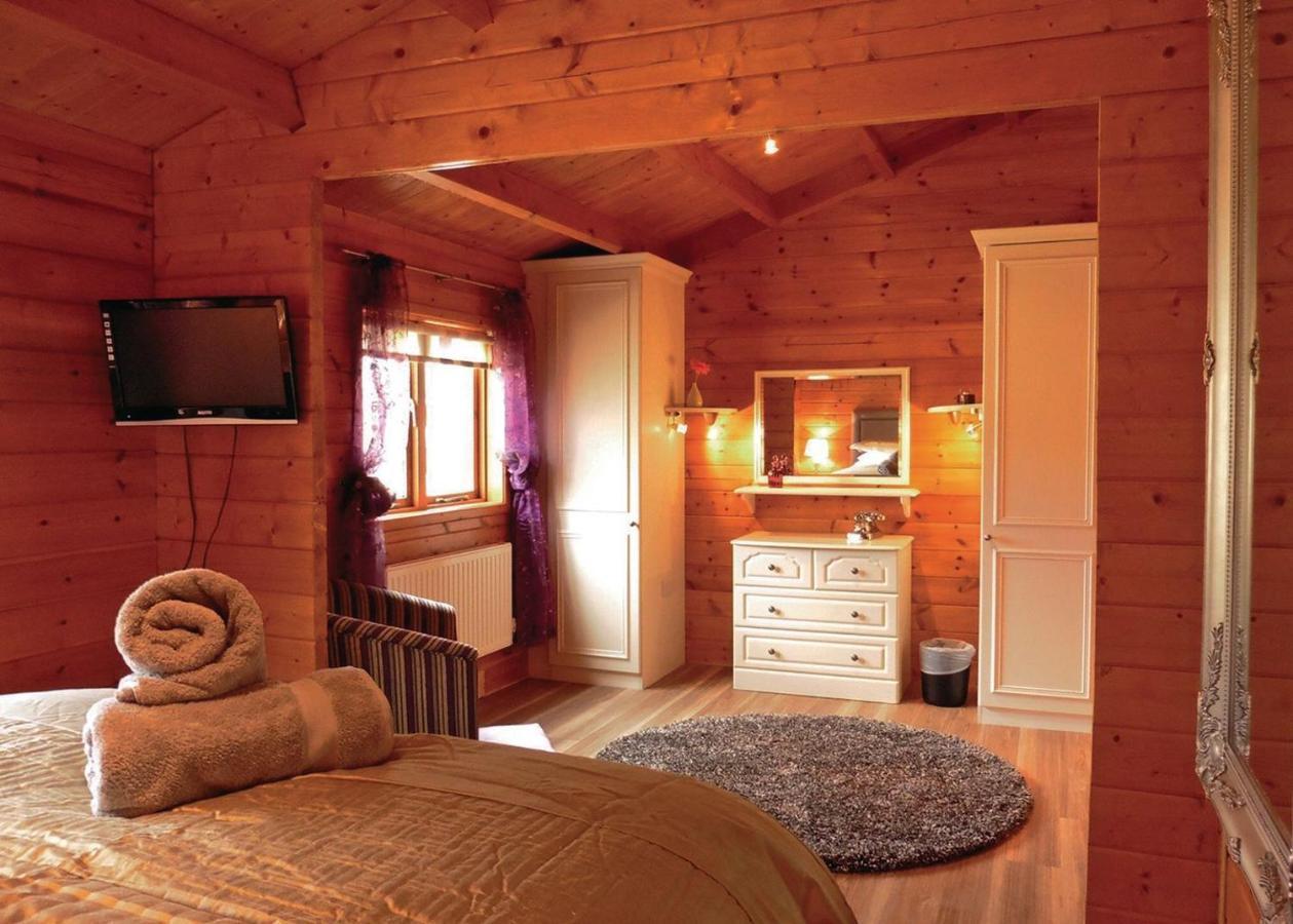 Mill Meadow Lodges Llanbister Eksteriør billede